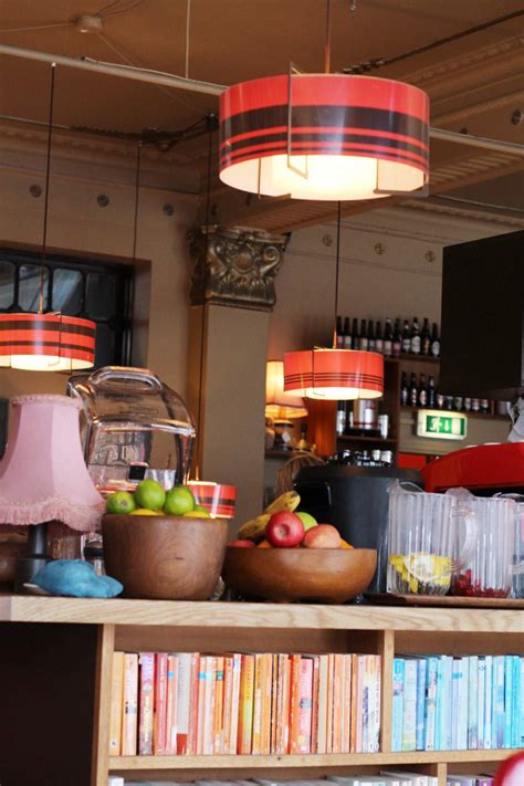 Best places to eat in Reykjavik Iceland | Restaurant Top Four