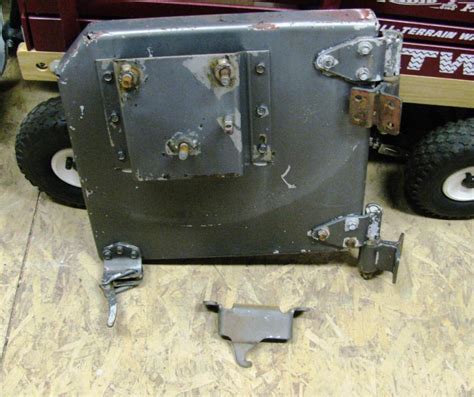 Sell Toyota Land Cruiser Fj40 Spare Tire Carrier In Albuquerque New
