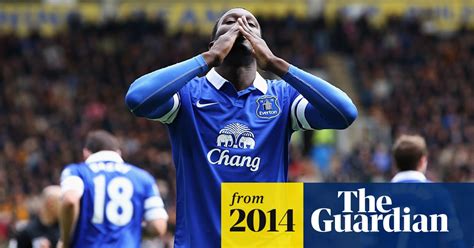 In august 2011, it was confirmed that chelsea had fought off rivalry from the likes of real madrid to sign lukaku from anderlecht for a fee of £10,000,000. Everton close to completing deal to sign Romelu Lukaku ...