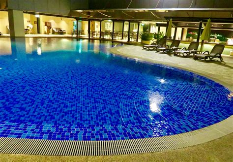 Children below 12 years old are not allowed to access the club lounge. SPLASH DOWN AND TRANSIT, SINGAPORE'S CHANGI AIRPORT ...