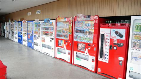 【画像あり】食べ物の自動販売機の中身ってどうなってるの？？？ 食い食いブログ