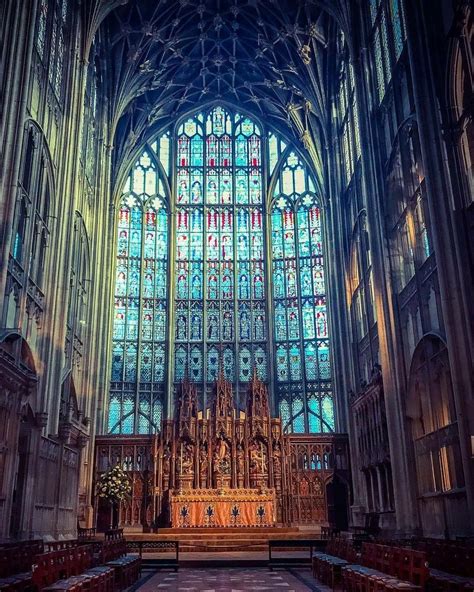 Gloucester Cathedral The Great East Window Rises Above The High Altar