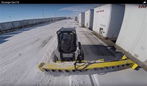 Clearing Snow Fast From Under Trailers Snowplownews