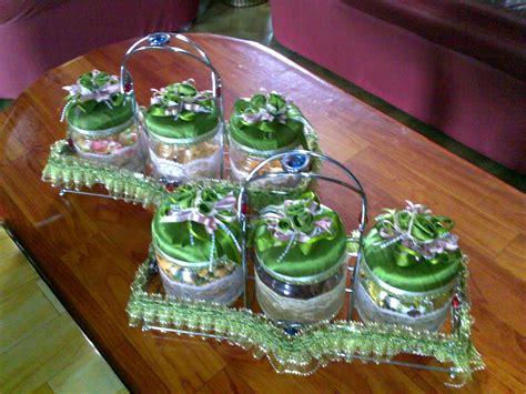 Balang kuih raya plastik berdeko homemade by nana 😊. 9W2VSI: ~Utk Dijual~"Balang Kuih Raya"