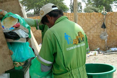 Recycling Program Take Up And Participation In Northern Peru The