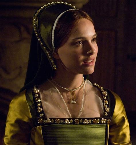 Anne Boleyns Yellow Gown The Other Boleyn Girl Tudor Costume