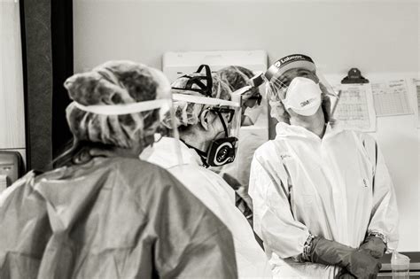 Doctor Photographs Hospitals Critical Care Unit During The Pandemic
