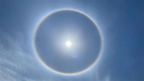 We found several articles written on. Rainbow-coloured sun halo has Bengaluru photographing the ...