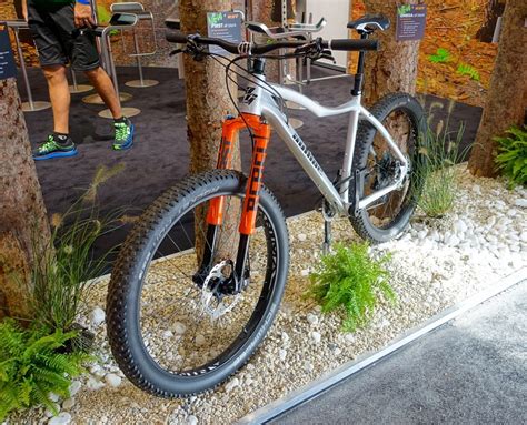 Rst Launches New Inverted Xctrail Fork Singletracks Mountain Bike News
