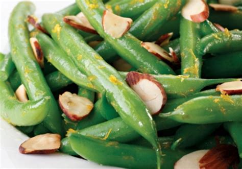 Prediabetes has no symptoms, yet is usually present before a person develops type 2 diabetes. Diabetic Connect | Green beans, Veggie dishes, Toasted almonds