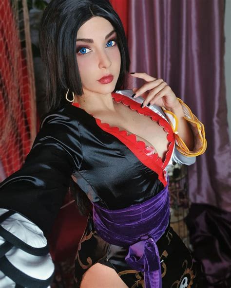 Shermie Cosplay Makes A Remarkable Version Of One Pieces Boa Hancock