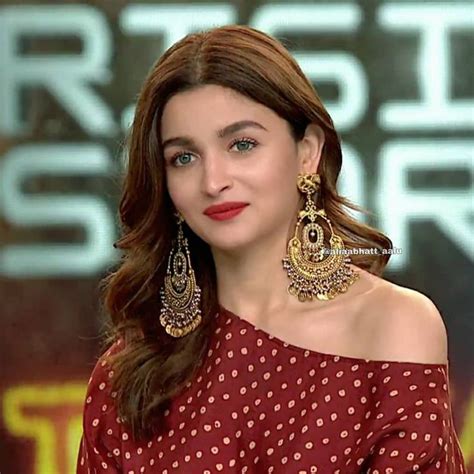 Cutie😻😘😍🔥 Aliaabhatt ️ Aalu Alia Aliaabhatt Aliabhatt Bollywood