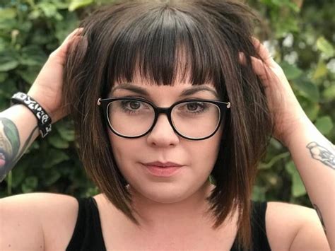 Pin On Haircuts With Glasses
