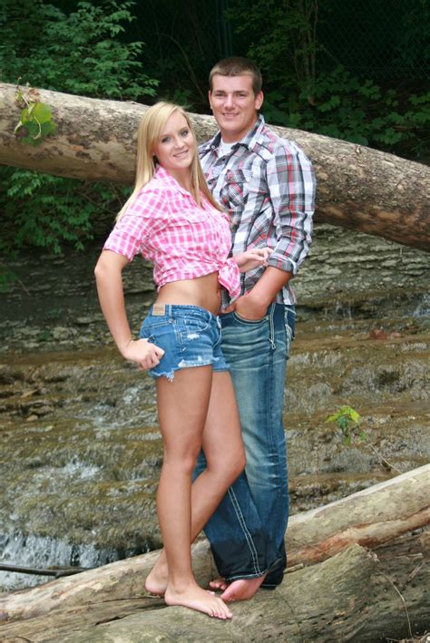 Cute Couple Senior Portraits Porn Videos Newest Country Couple Truck Drawing Fpornvideos