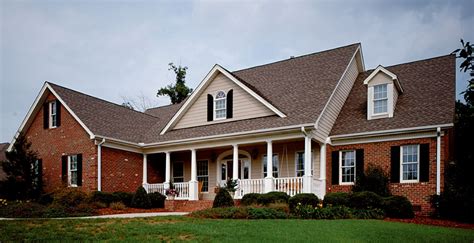 Best Color Of Siding With Traditional Brick Ranch Bing Brick