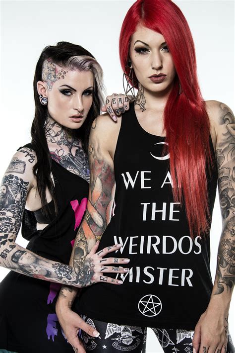 Červená Fox And Lusy Logan Girl Tattoos Inked Girls Gorgeous Girls