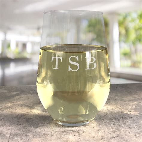 19 Oz Monogrammed Wine Glass Tsforyounow