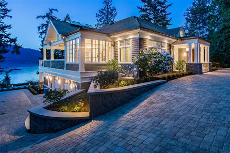 Get Details Of Exquisite Oceanfront Getaway In Victoria Canada Luxury Real Estate For Sale On