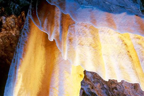 Gehst du hinein, so weiß dein auge nicht. Pin auf Atta Höhle