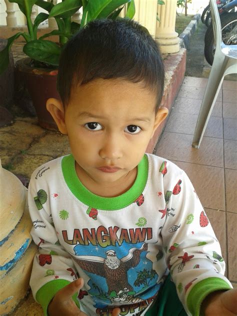 Jangkitan kulat lebih kerap terjadi pada wanita, tetapi lelaki juga boleh mendapat jangkitan kulat pada alat kelamin. AMANI JIBRIEL: JANGKITAN KULAT PADA KUKU ANAK