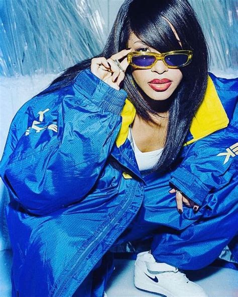 Aaliyah On Set Of Crush On You Music Video S Hip Hop Fashion Aaliyah Hip Hop Fashion