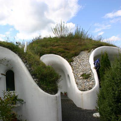 Switzerland S Earth Houses Resemble Real Life Hobbit Holes Earth