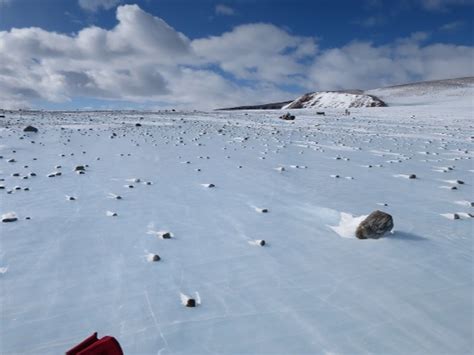 Cientos De Meteoritos Llegan A La Nasa Desde La Antártida El Mundo