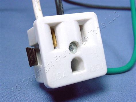 Leviton White Snap In Receptacle 3 Prong Outlet 15a 125v Nema 5 15r 1374