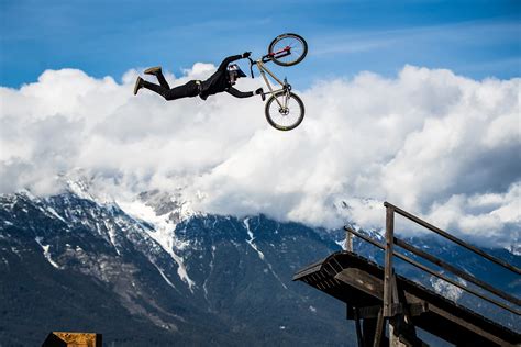 Mtb Dirt And Slopestyle Bikes 8 Best For 2021