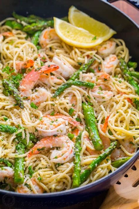 Shrimp scampi is a seafood and pasta dish that looks incredibly elegant. Shrimp Scampi Pasta with Asparagus (VIDEO ...