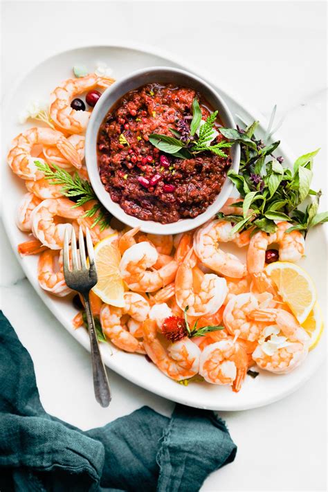It includes agavero, which is a tequila liquor hybrid that's so smooth, you'll be reaching for another almost immediately. Pretty Shrimp Cocktail Platter Ideas / Susan's Savour-It!: DIY Seafood Cocktail Platter ...