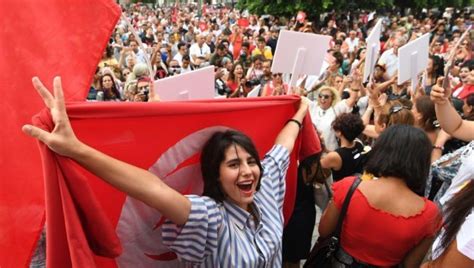Tunisia Attiviste E Organizzazioni Per I Diritti Umani Sono In Allerta Contro Le Derive