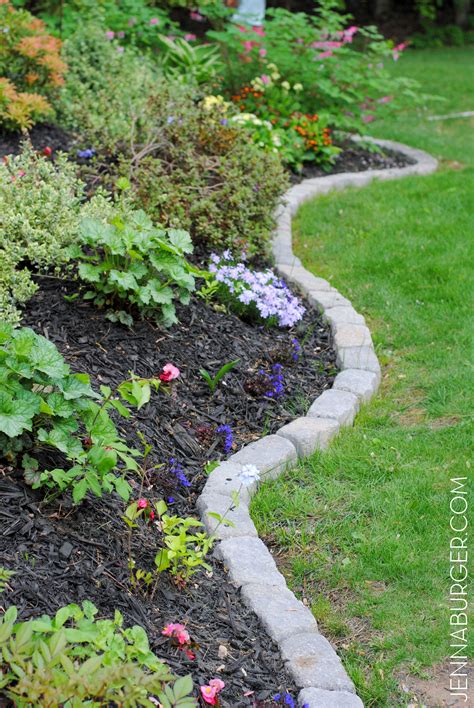 While many gardeners view rocks and stones as obstacles—heavy rocks are hard to move and hard on tools, and the big boulders just won't when creating a rock garden, selecting the proper location is one of the primary factors in determining the size of the planting bed and the types of plants that will. The Perfect Border for your Beds - Jenna Burger Design LLC