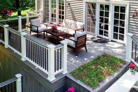 Need some more decking ideas around creating space and enhancing your outdoor space? Top 4 Garden Decking Design Trends | Trex