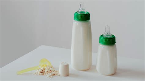 How To Feed A Combination Of Breast Milk And Formula The New York Times