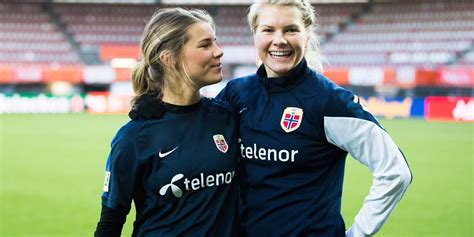 Ada martine stolsmo hegerberg is a norwegian professional footballer who plays as a striker for the division 1. ANDRINE OG ADA HEGERBERG ER NYE AMBASSADØRER FOR VITAMIN ...