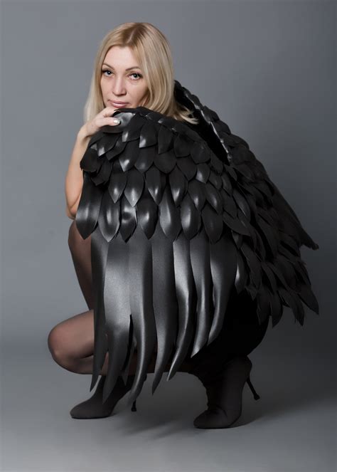 Diy Victoria S Secret Angel Wings You Ll Turn Heads In This Super Sexy Diy Victoria S Secret