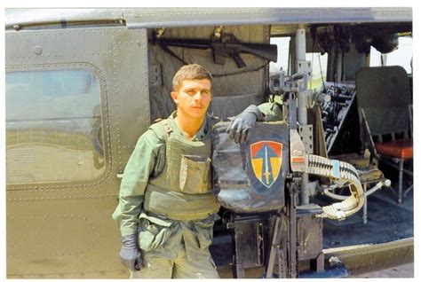 Sp4 Paul Buttino Door Gunner 1968 Army Vietnam 125th