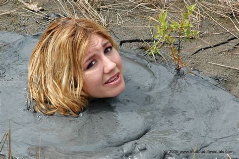 Pin By Mike Dudley On Quicksand Muddy Girl Mudding Girls Woman Face
