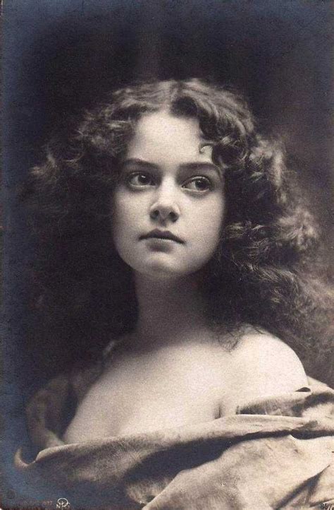 here are 10 incredibly obscure actresses and models from over 100 years ago that are absolutely