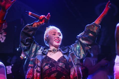Miley Cyrus Wants To Know Why Sex Is More Taboo Than Violence The Washington Post