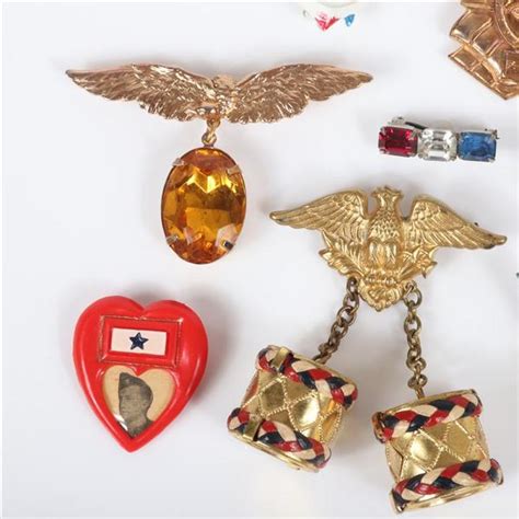 Lot Four Vintage Patriotic Wwii Sweetheart Pins Eagle With Dangling