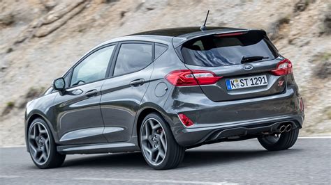 2018 Ford Fiesta St 5 Door Wallpapers And Hd Images Car Pixel
