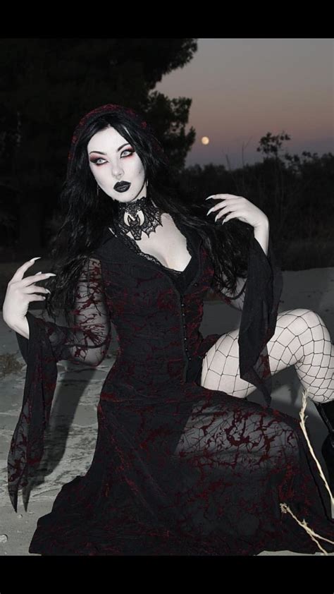 Pin By Metal Vampyre 🦇 💀 🦇 666 On Kristiana Goth Girl Fashion Gothic