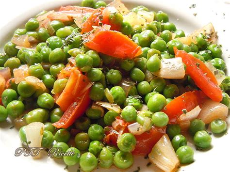 Piselli cibo etnico ricette light ricette di cucina idee alimentari ricette semplici ricette contorni ricette cibo. Contorno di piselli - PTT Ricette