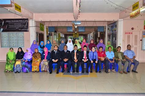 Bagi ibu bapa yg ada anak sudah khatam 30 juzuk, ada shahadah atau apa2 perakuan sudah tamat hafazan samada dari smka atau mrsm ulul albab atau mana2 maahad tah.fiz beserta spm ayuh ke asasi. Kursus Peningkatan Bakat Murid Menerusi Pendekatan SEM ...