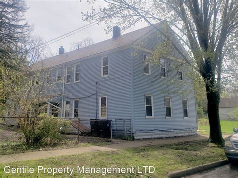 2877 Ambler St - Cleveland, OH | ApartmentAdvisor