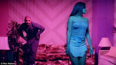 Rihanna Braless While Dancing With Drake In Work Music Video Daily