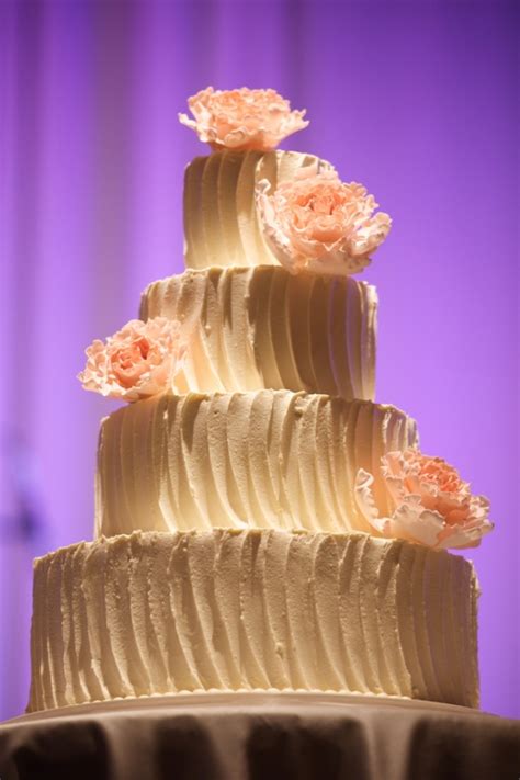 Peach And Cream Wedding Cake Elizabeth Anne Designs The Wedding Blog