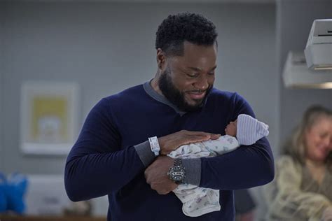 The Resident The Resident Photo Malcolm Jamal Warner 10 Sur 349